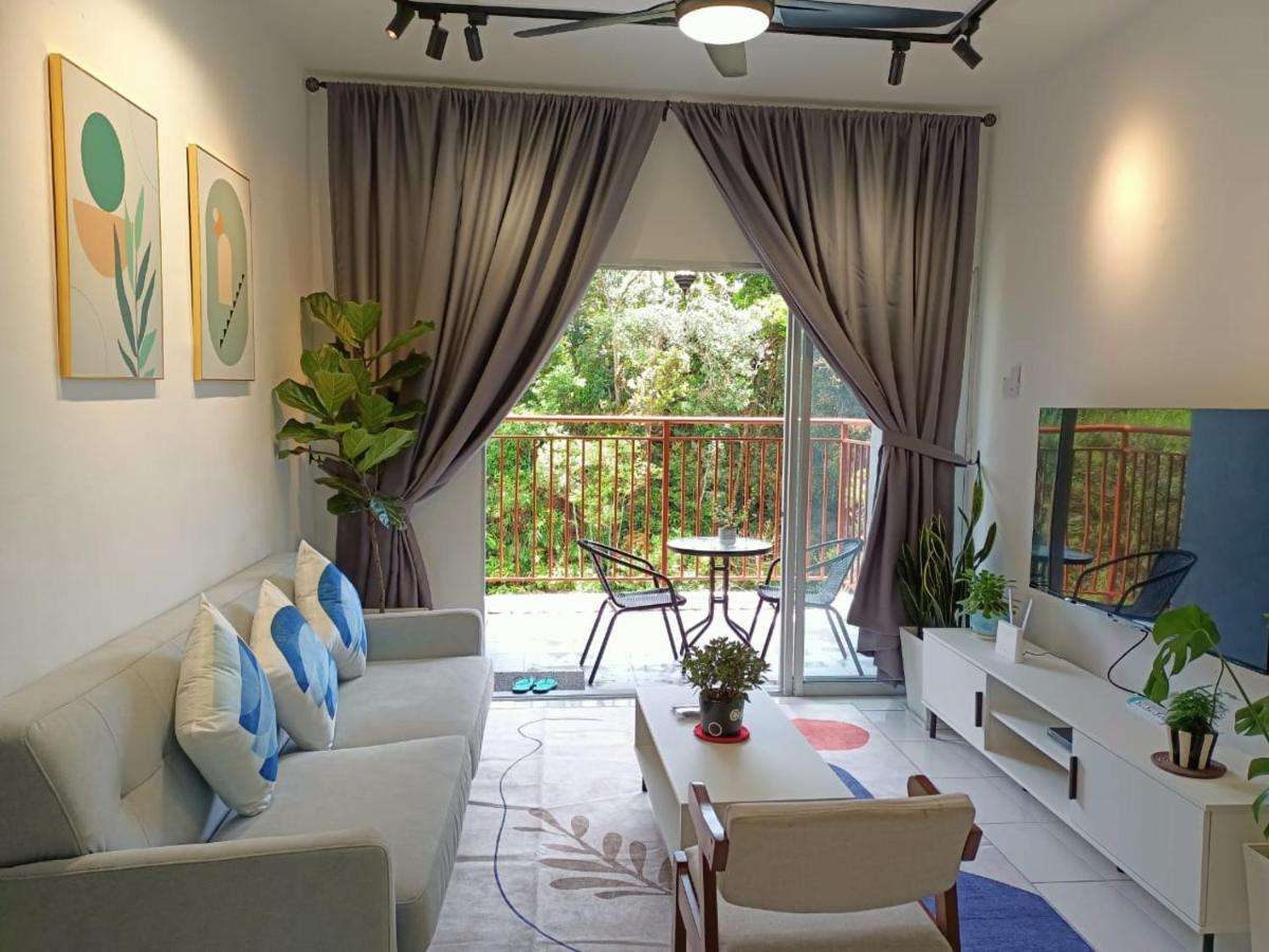 Apartment Dream4 @ Emerald Avenue