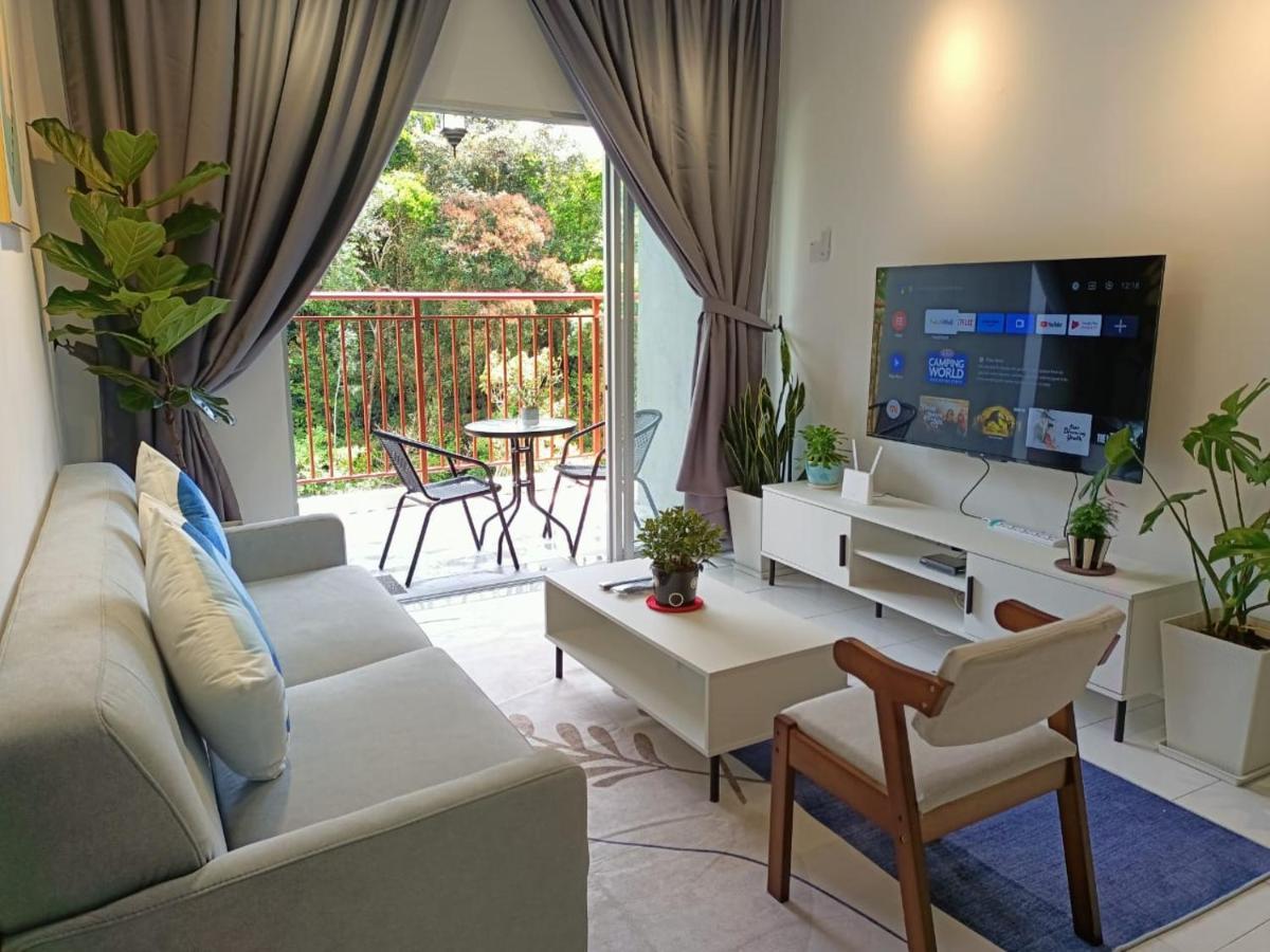 Apartment Dream4 @ Emerald Avenue